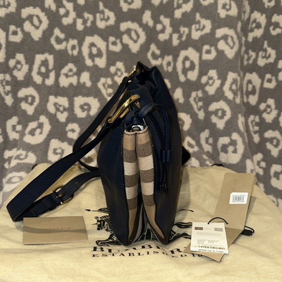 Authentic Burberry Small Bingley Derby House Check Crossbody in Blue 😍 New 😍 - Picture 5 of 17